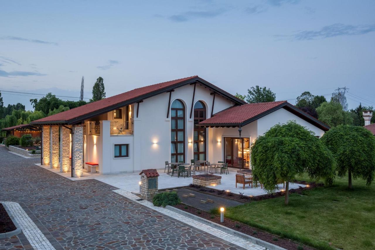 Il Filo Rosso B&B อาบาโนแตร์เม ภายนอก รูปภาพ